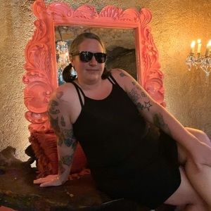 Meet your Posher, Lisa